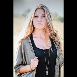 Meet your Posher, Savannah